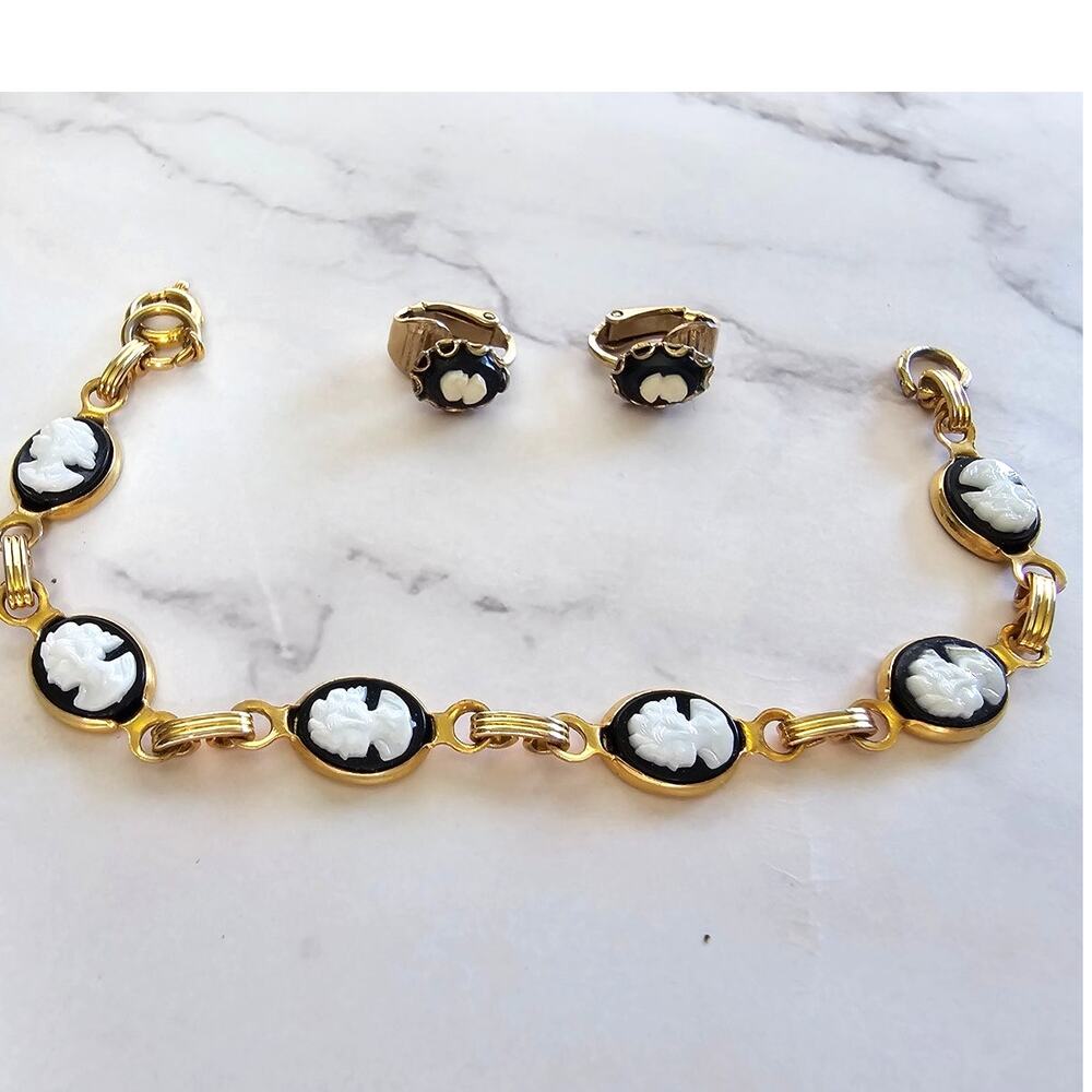 Vtg 1960s Kids Cameo Bracelet Clip Earrings Set Black White Gold Tone